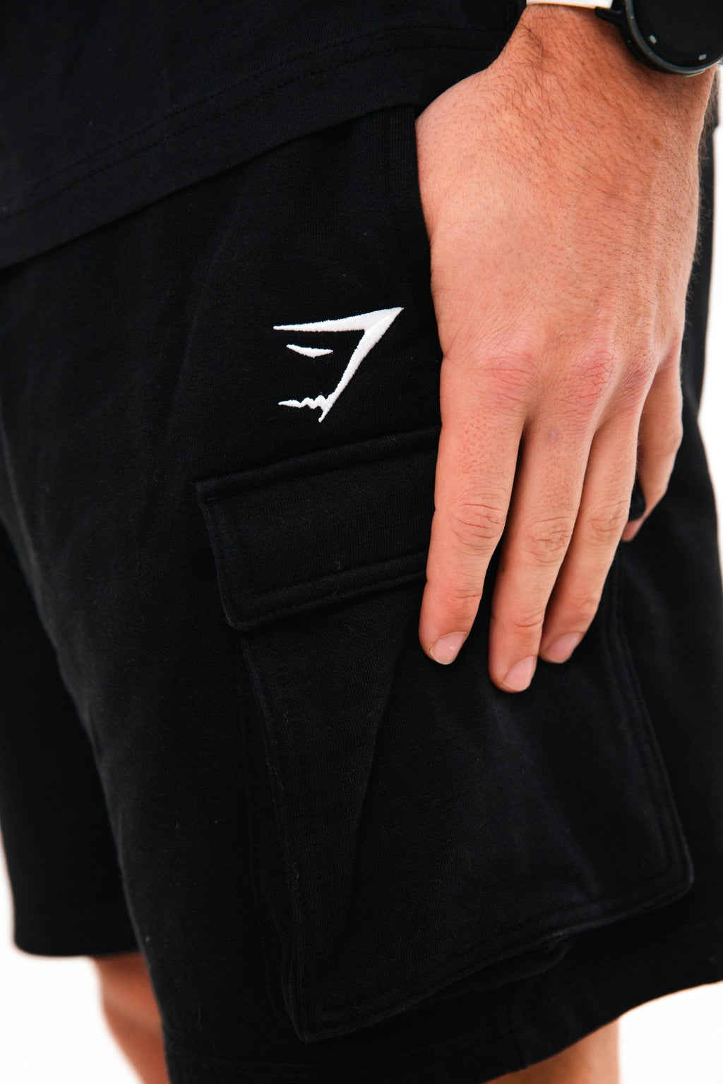 Gymshark Black Crest Cargo 7" Shorts